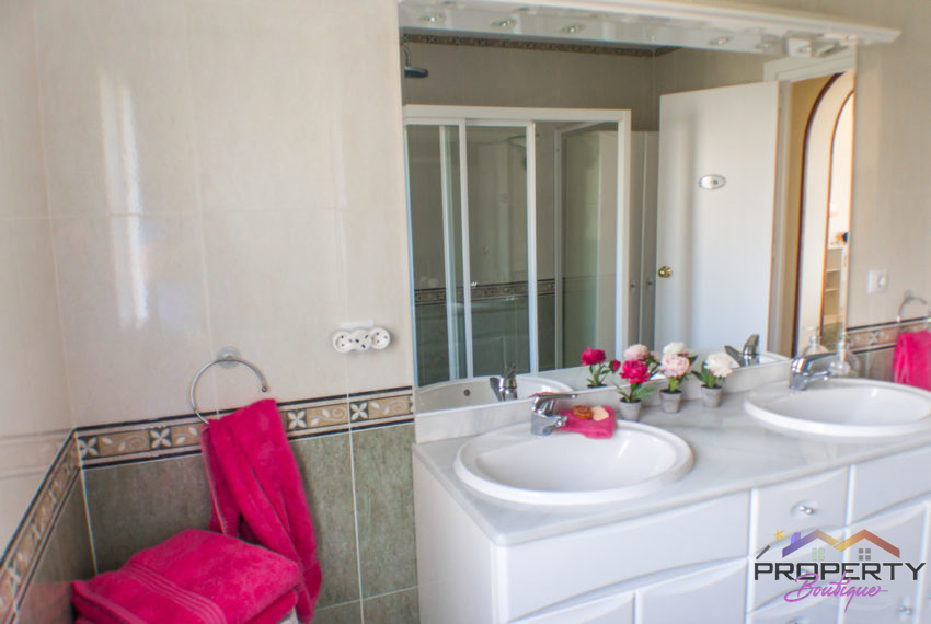 gorgeous-villa-for-sale-torreblanca-fuengirola-064-casa-leonardo-064