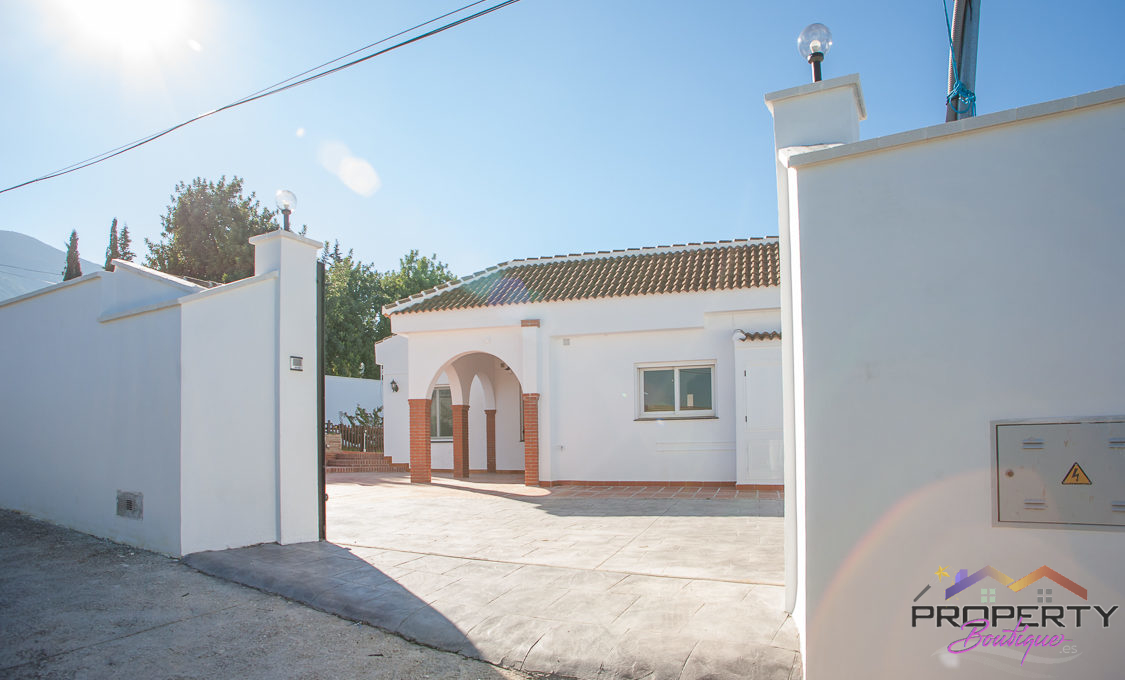 large-plot-for-sale-with-3-properties-mijas-013-IMG_1666