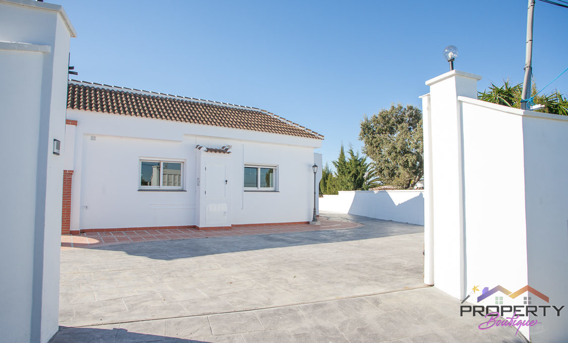 large-plot-for-sale-with-3-properties-mijas-014-IMG_1668