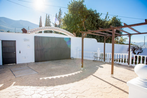 large-plot-for-sale-with-3-properties-mijas-023-IMG_1675