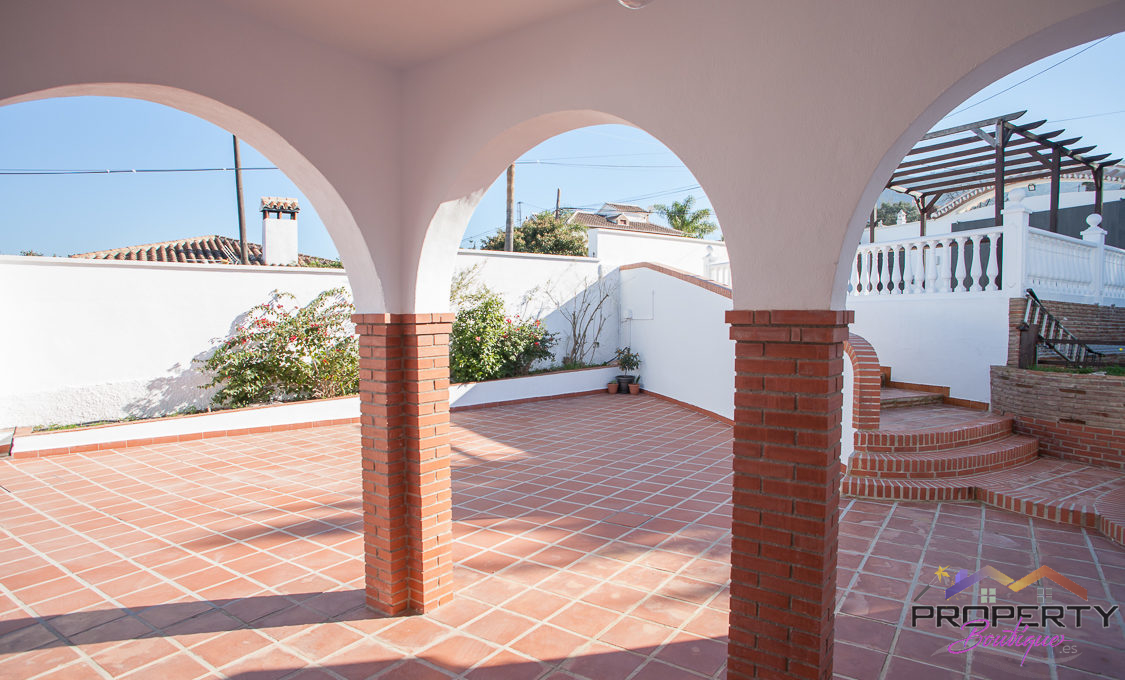 large-plot-for-sale-with-3-properties-mijas-028-IMG_1678