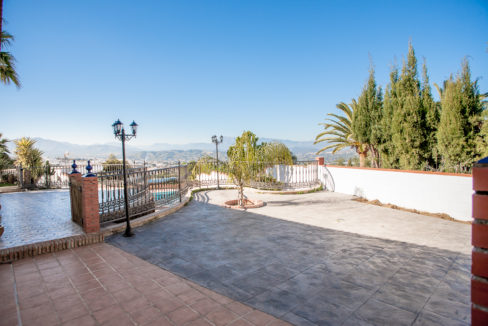 large-plot-for-sale-with-3-properties-mijas-141-IMG_1661