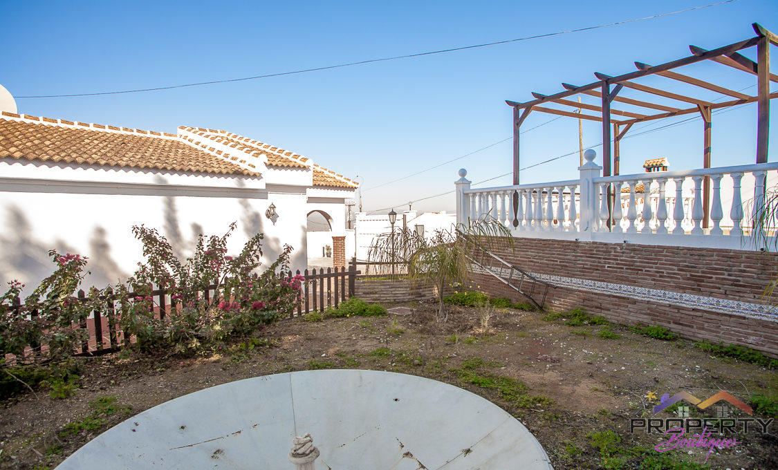 large-plot-for-sale-with-3-properties-mijas-169-IMG_1679