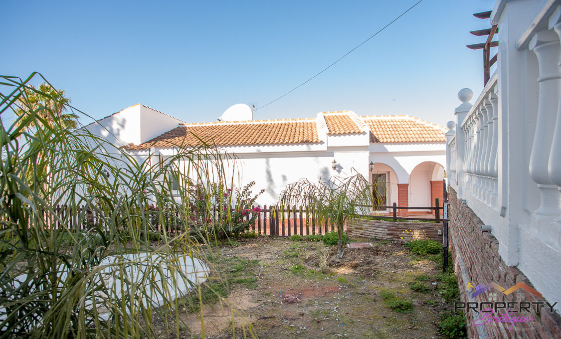 large-plot-for-sale-with-3-properties-mijas-172-IMG_1681