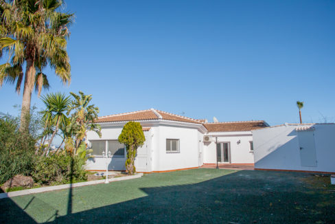 large-plot-for-sale-with-3-properties-mijas-176-IMG_1712