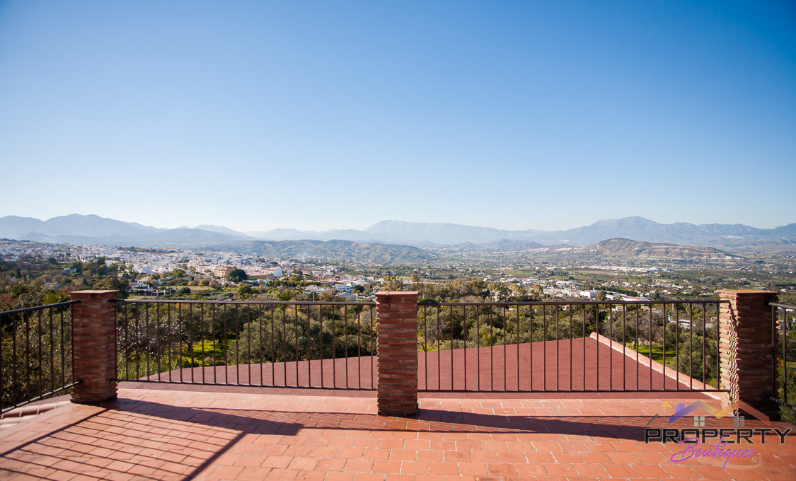 large-plot-for-sale-with-3-properties-mijas-195-IMG_1832