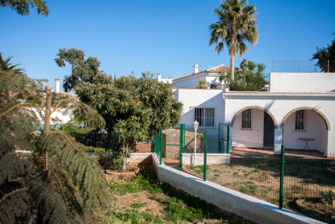 large-plot-for-sale-with-3-properties-mijas-229-IMG_1848