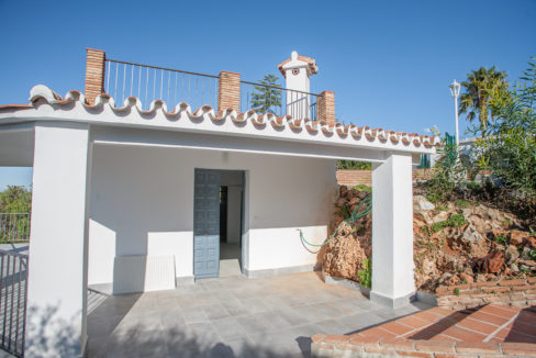 large-plot-for-sale-with-3-properties-mijas-235-IMG_1883