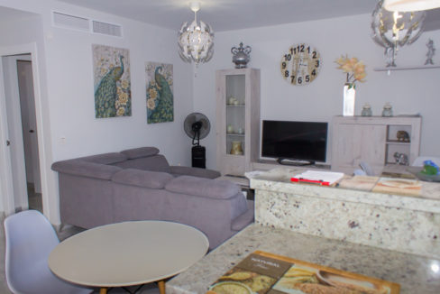 nice-2-bed-apartment-for-sale-fuengirola-020-_MG_7246